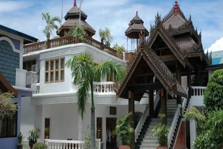 Hotel 16 of 16