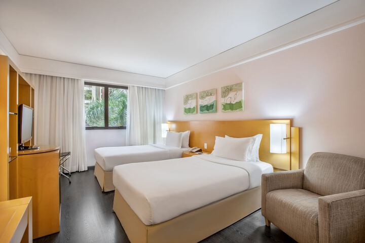 Room 32 of 128