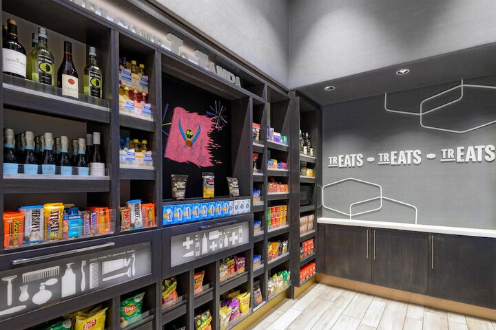 Snack bar