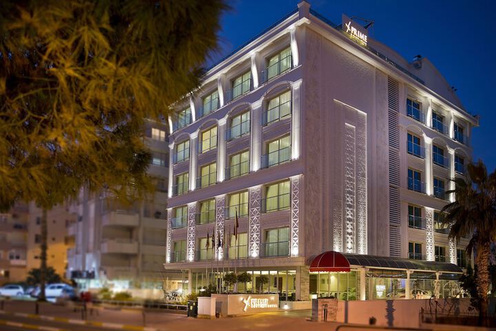 Hotel 55 of 61
