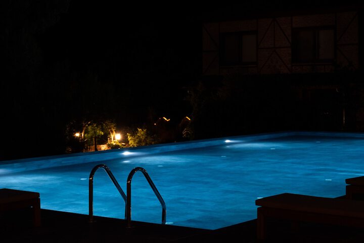 Pool 62 of 109