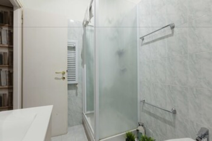 Room 3 of 26