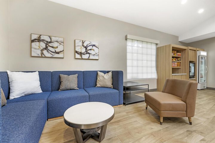 Hotel Interior 4 of 27