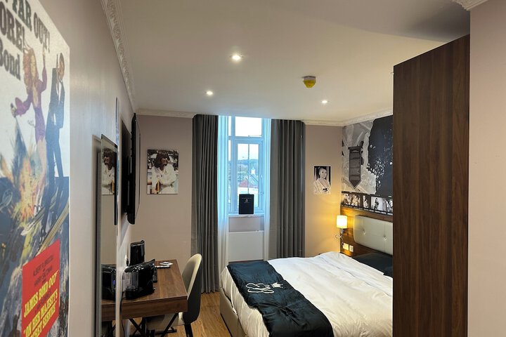 Room 40 of 117