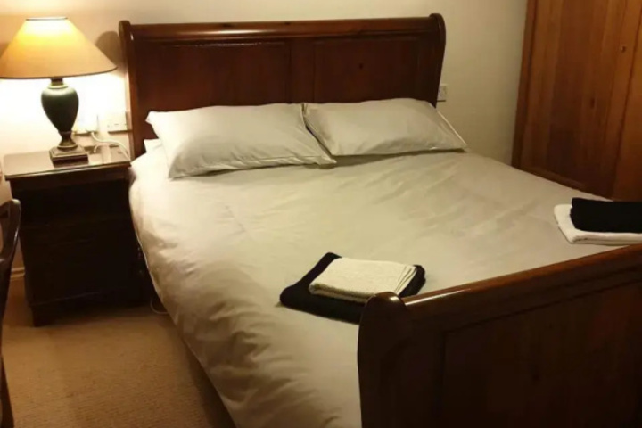 Room 2 of 12