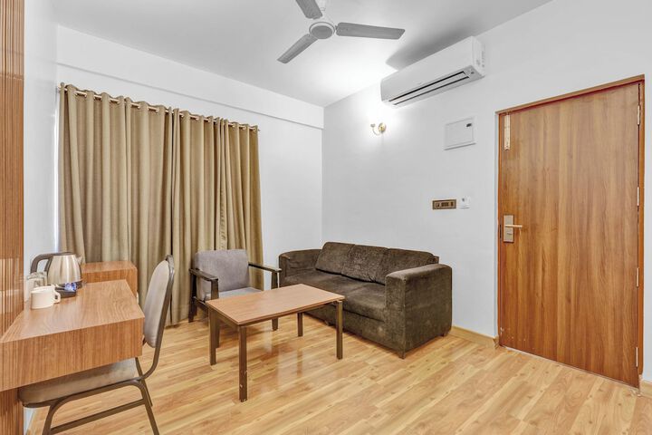 Room 15 of 27
