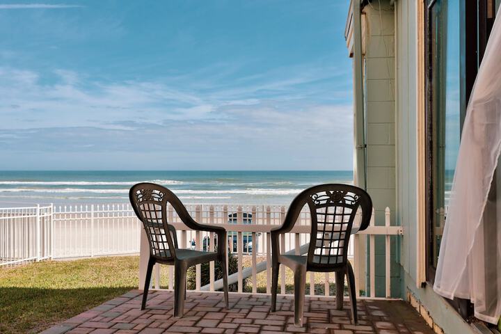 Beach/ocean view