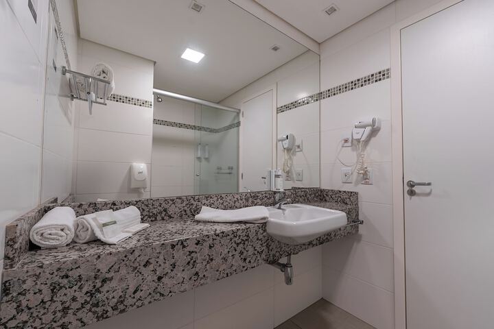 Clean Restrooms