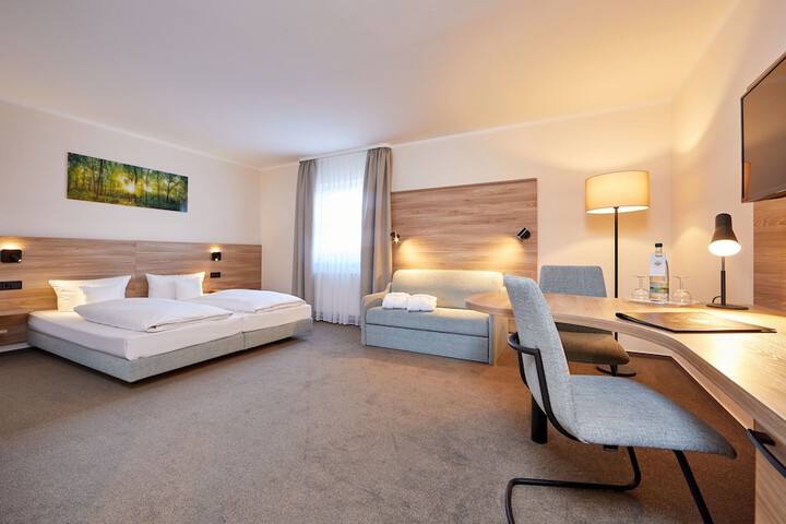 Room 10 of 55