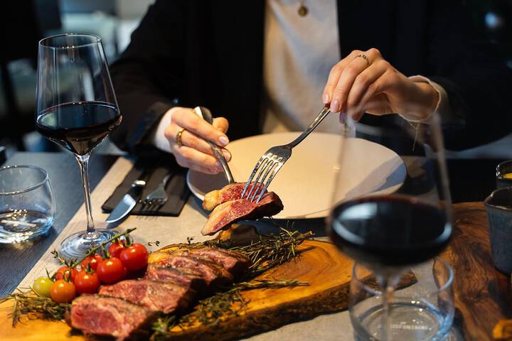 Dining 42 of 91