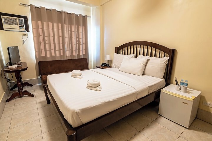 Room 8 of 73