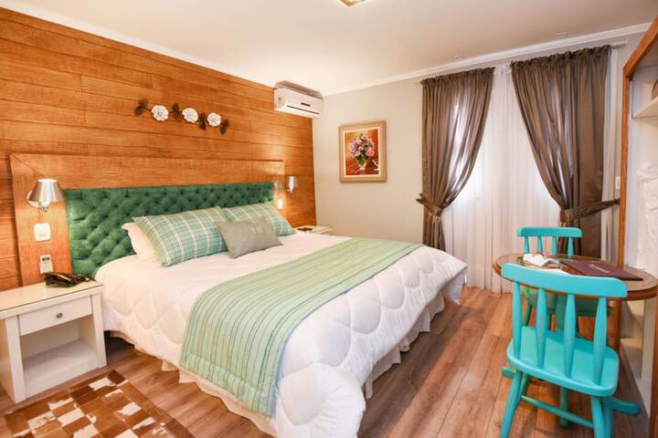 Room 47 of 105