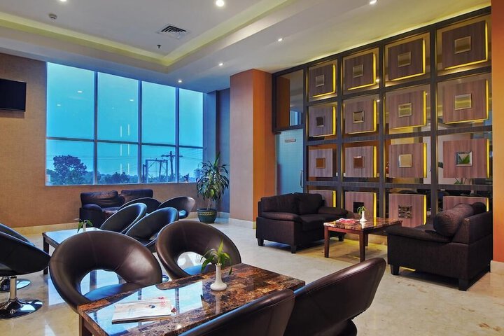 Lobby Entry