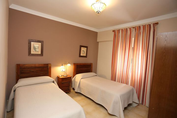 Room 19 of 46