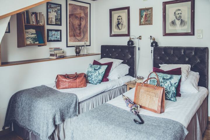 Room 21 of 59