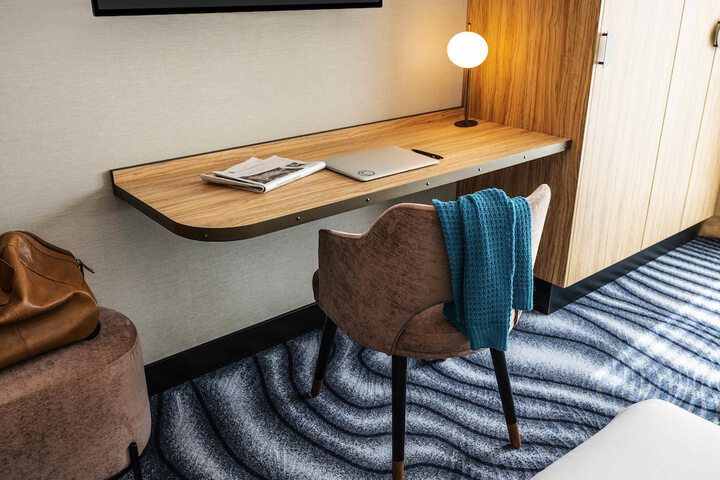 Room 14 of 64
