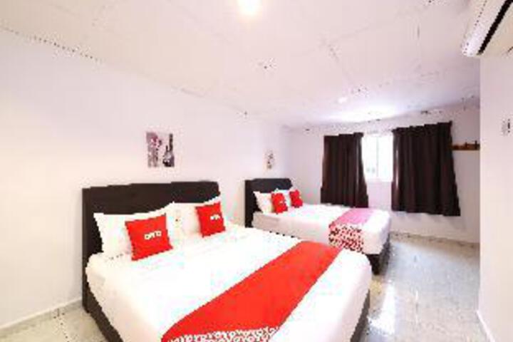 Hotel O Azimaju Guesthouse