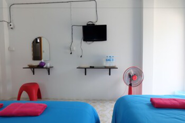 Room 14 of 22