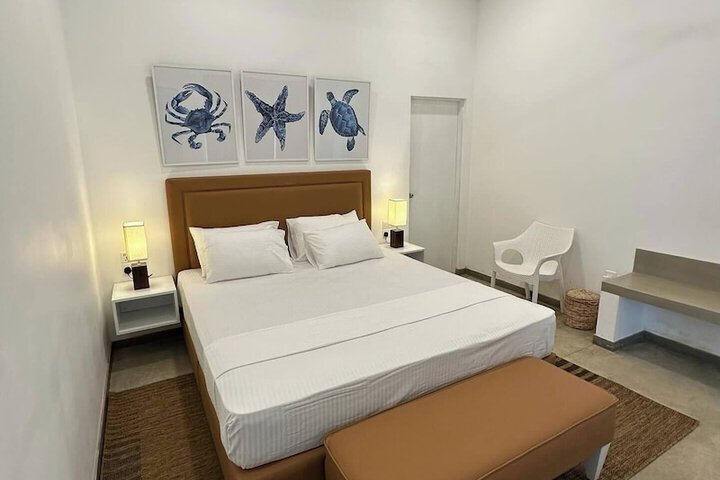 Room 6 of 31