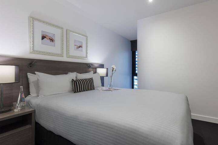 Room 40 of 70