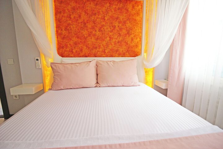 Room 22 of 54