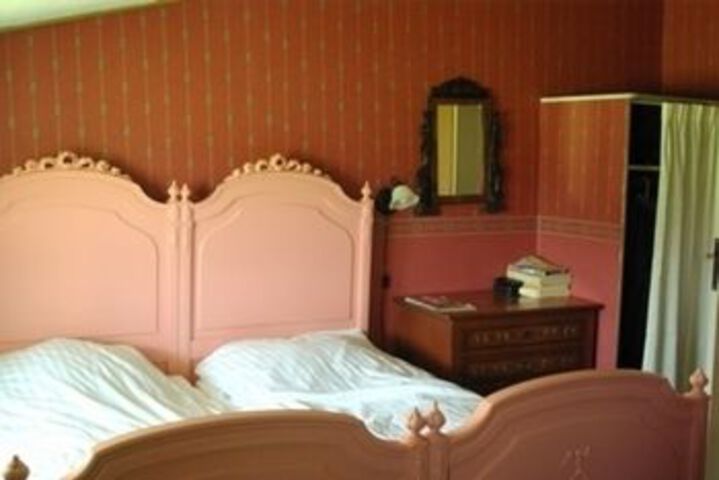 Room 20 of 33