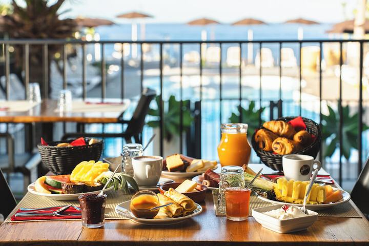 Breakfast buffet
