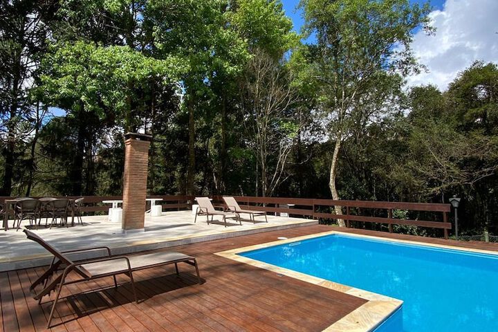 Pool 58 of 122