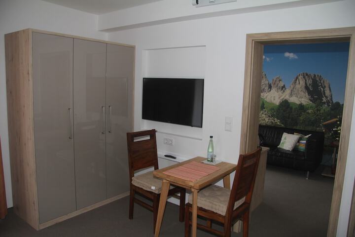 Room 65 of 110