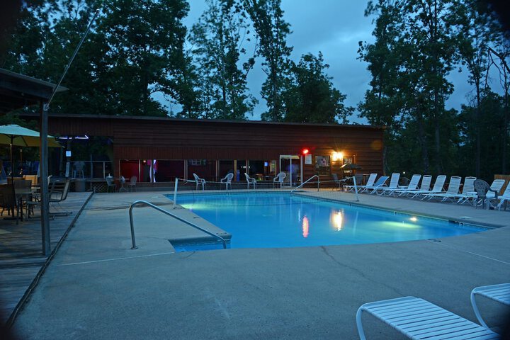 Pool 40 of 51