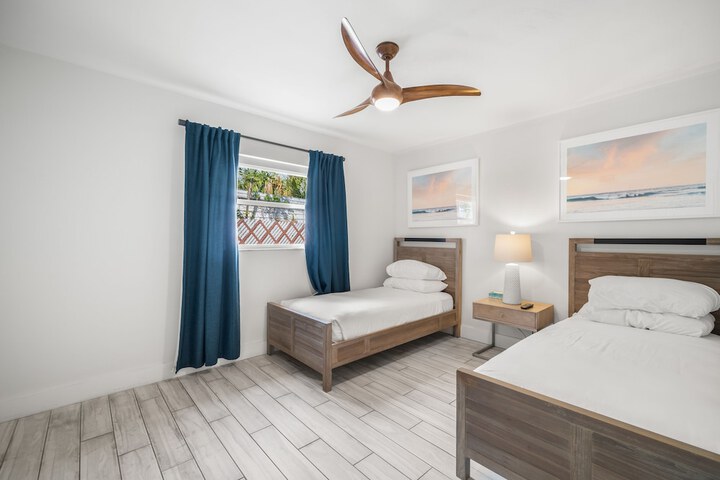 Room 16 of 75