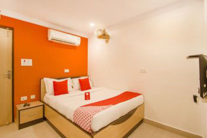 Room 14 of 22