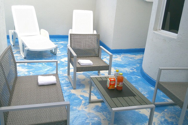Terrace/Patio 13 of 33