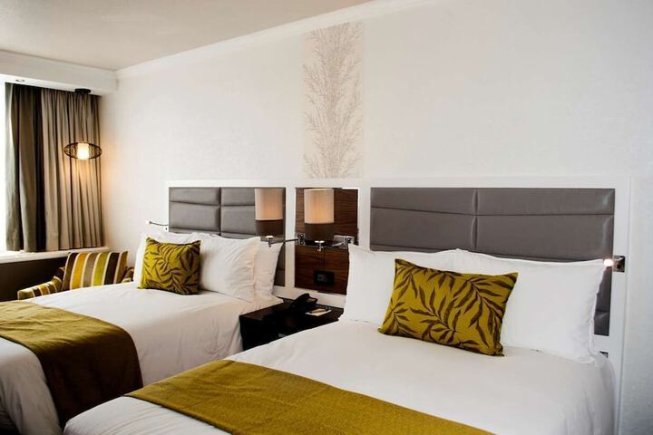 Room 11 of 27