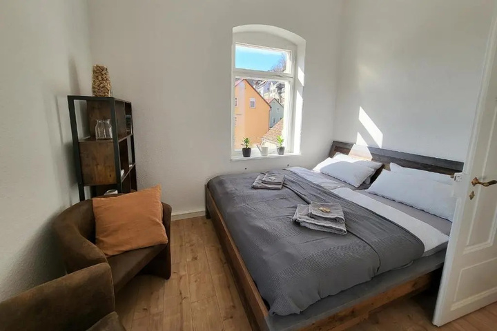 Room 2 of 4