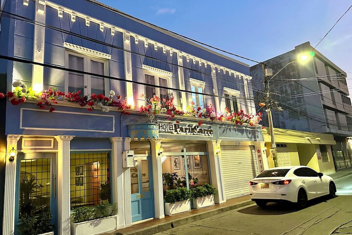 Photo of HOTEL PARIS CARRE