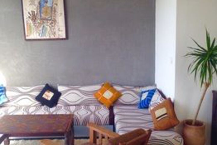 Room 27 of 32
