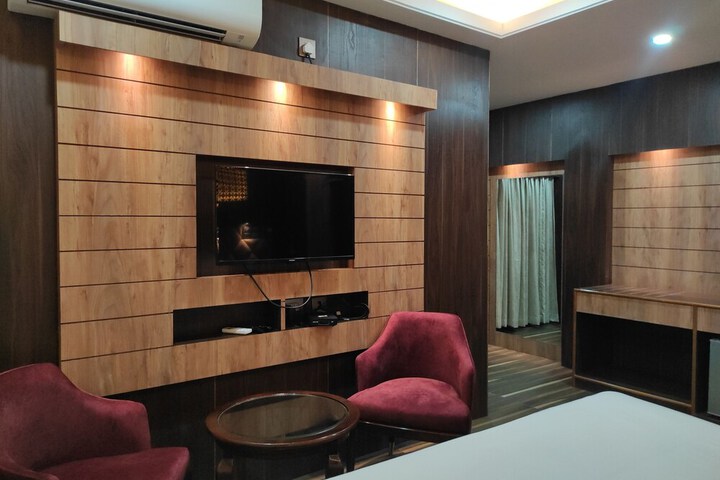 Room 27 of 110