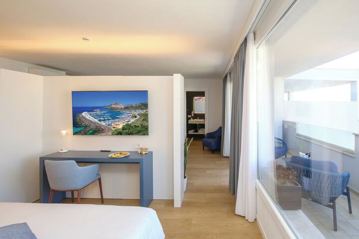 Room 109 of 221