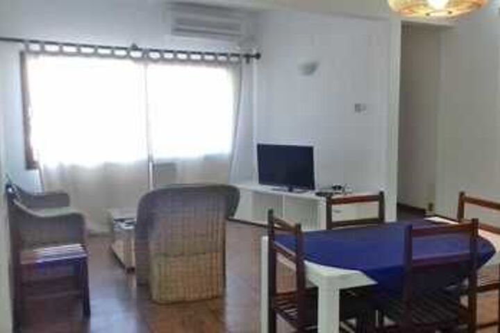Room 10 of 11