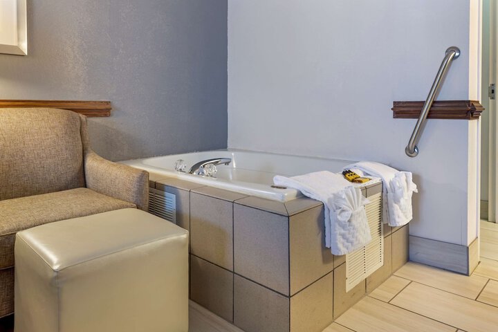 Clean Restrooms