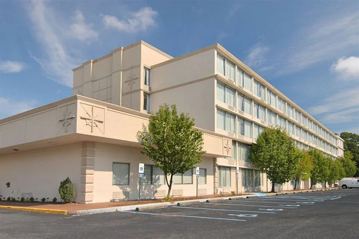 Photo of Wynwood Plaza Hotel