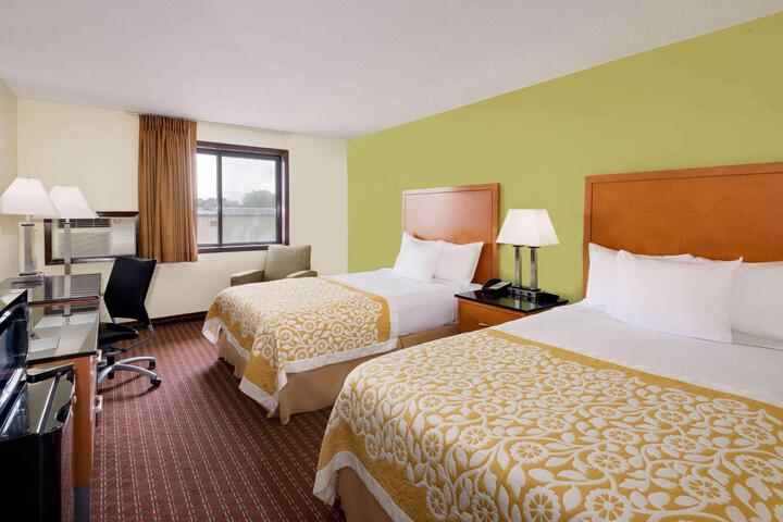 Standard | King Bed (16 of 29)