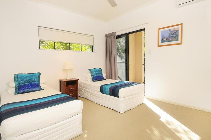 Room 4 of 22