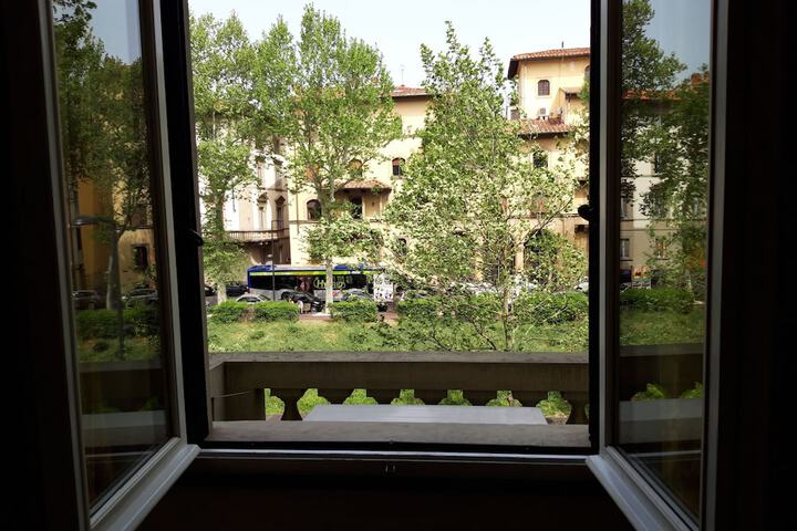 Room 64 of 103