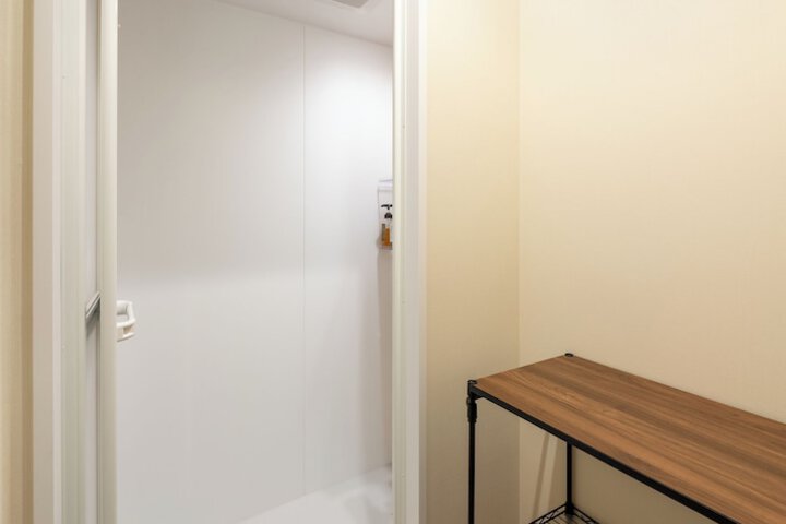 Room 64 of 105