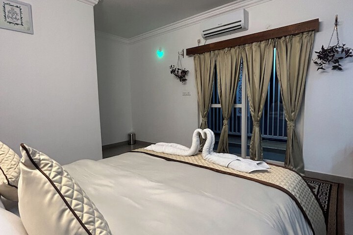 Room 14 of 21
