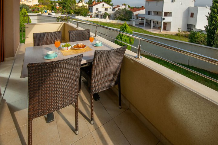 Terrace/Patio 16 of 32