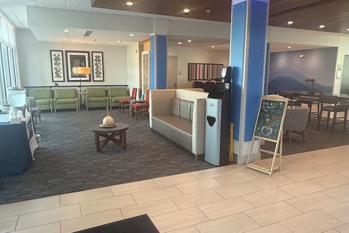 Hotel 27 of 27