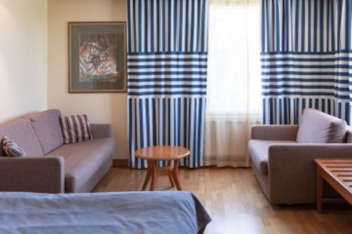 Room 26 of 119